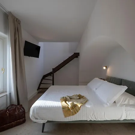 Dimora De Feo Apartment *